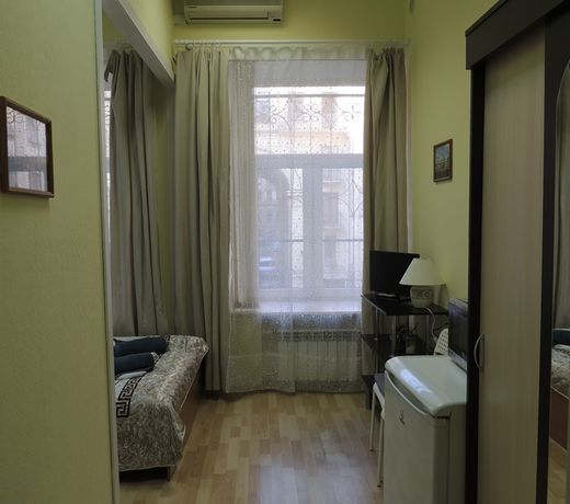 Guest House at Fontanka River Embankment 85