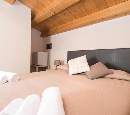 Casa MalaclÃ  B&B