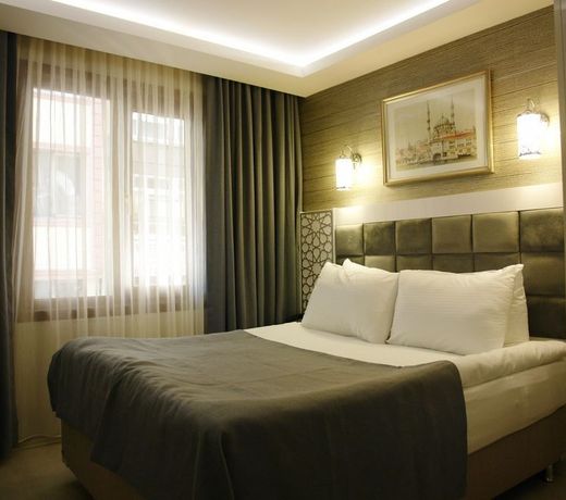 Istanbul River Hotel