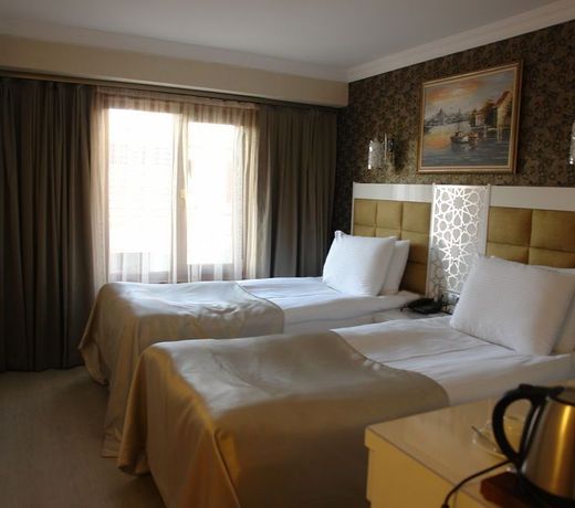 Istanbul River Hotel