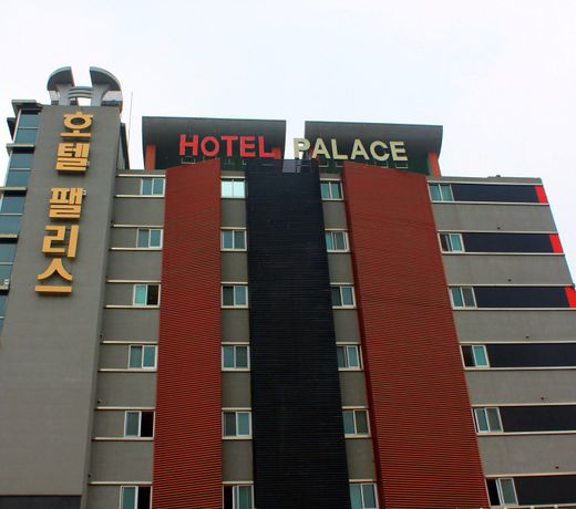 Palace Hotel