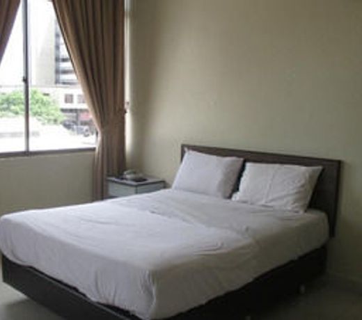 Dragon & Phoenix Hotel