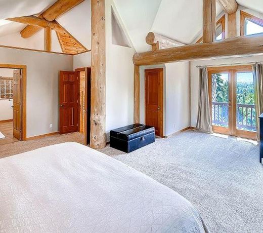 Deer Meadow Lodge
