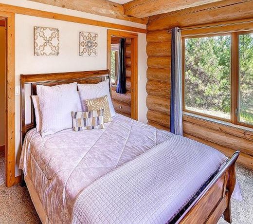 Deer Meadow Lodge