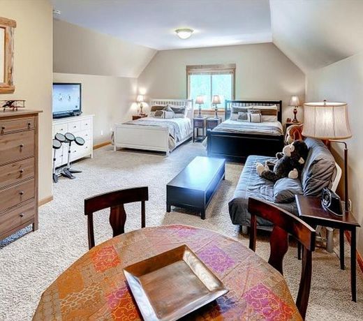 Cascade Mountain Villa