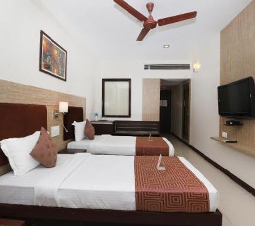 Hotel Surya