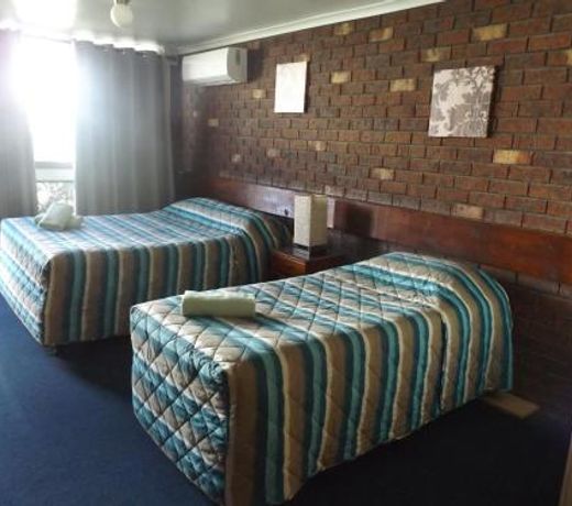 Rivergum Motel