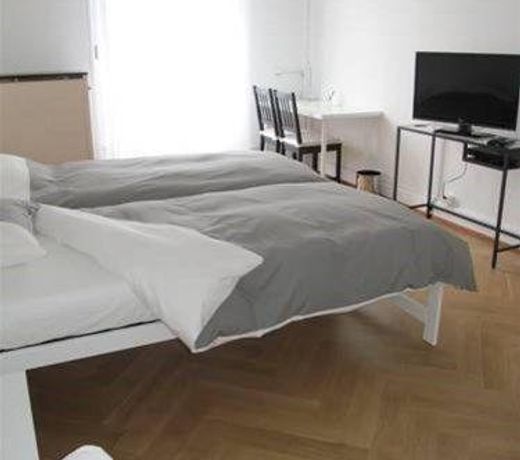 AMPARO'S GUESTHOUSE