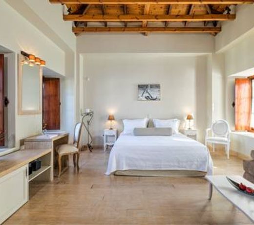 Mare Monte Luxury Suites