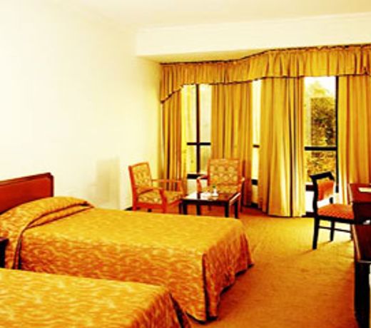 LAKE VILLAGE RESORT