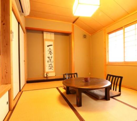 Marucho Ryokan