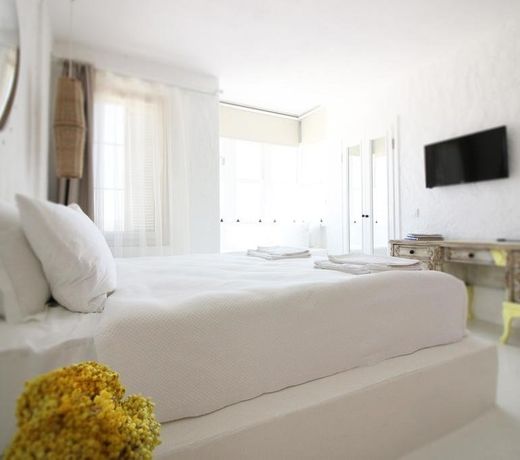Peremere Alacati Otel