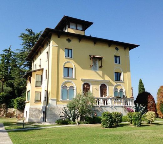 Appartamento Villa Callas 15