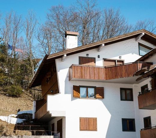 Villa Franchetti - Stayincortina