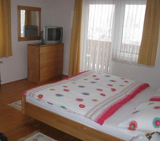 HROMINC GUEST HOUSE