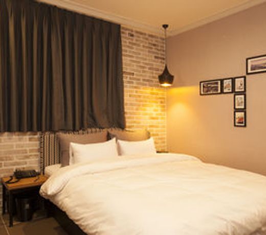 Hotel Gray
