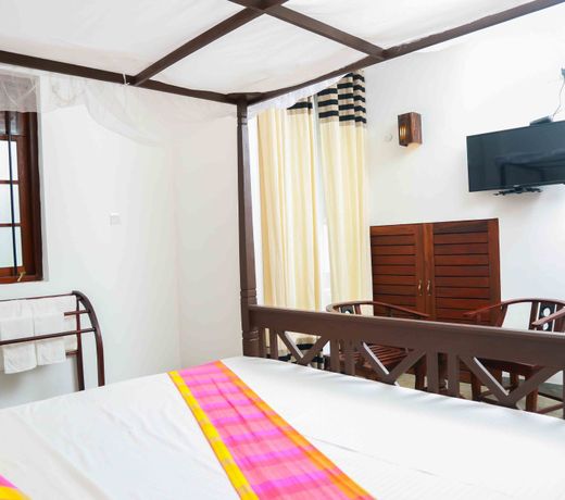 Lagoon Boutique Hotel