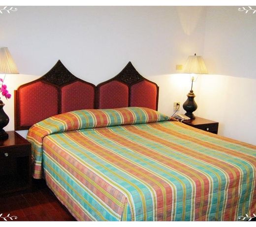 Tangerine Ville Hotel