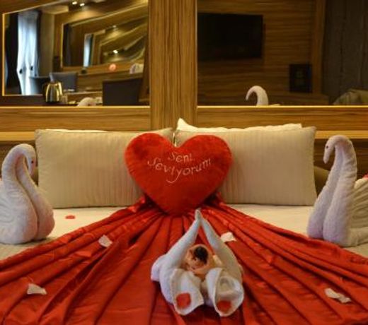 Gumus Palace Suites