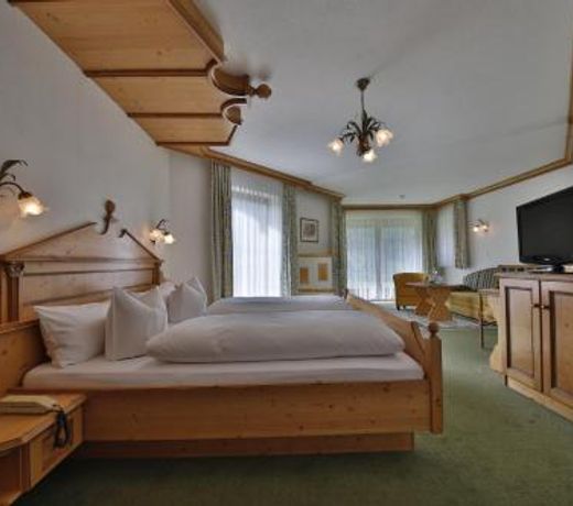 Romantik Resort & SPA Der Laterndl Hof