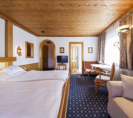 Hotel Alpina