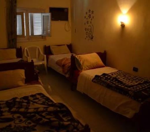 NEW EVERST HOTEL