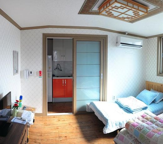 The 1st Andong Hostel