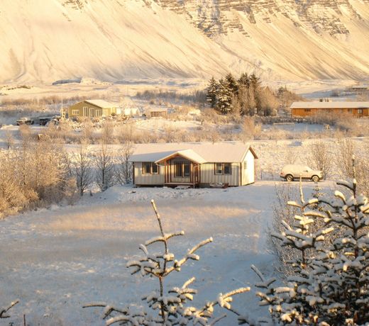 Dilksnes Guesthouse