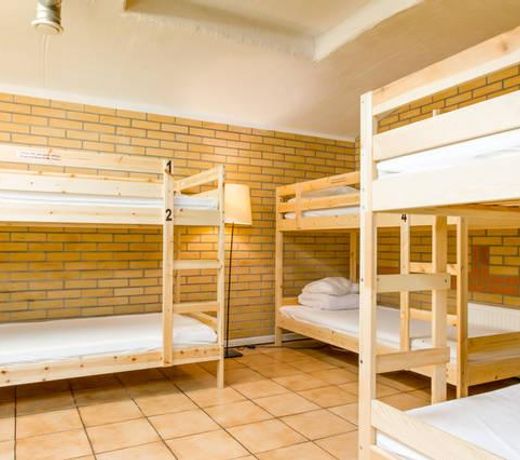 Lodge32 HOSTEL