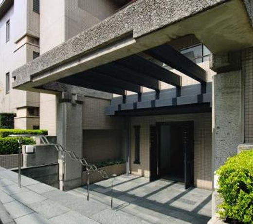 Elite Apartment Shinjuku West