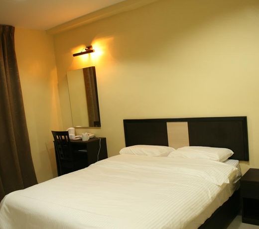 The Fern Lodge Hotel