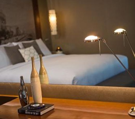Renaissance Izmir Hotel