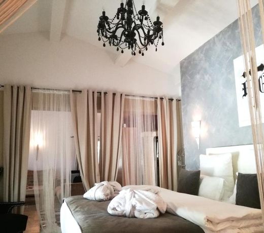 Maison Prestige Roberto Geissini