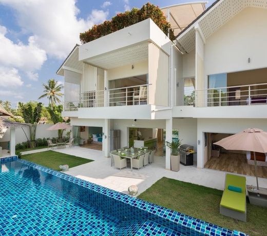 Luxury villa Mojito in a beachfront villa resort