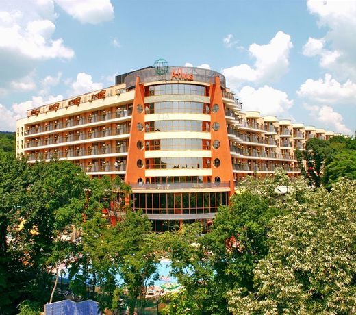 Atlas Hotel - Free Outdoor Pool and Heated Indoor Pool