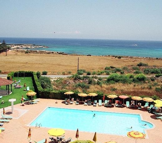 Maistros Hotel Apartments