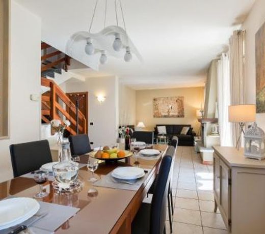 Casa Allegra