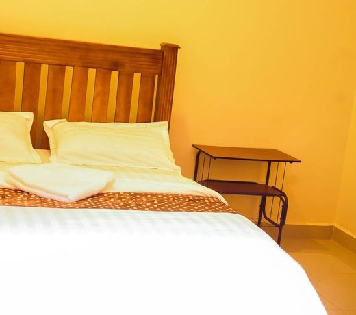 Kampala Suites