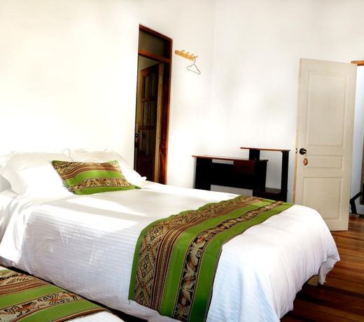 Parwa Guest House