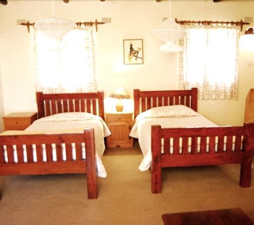 Ganda Lodge