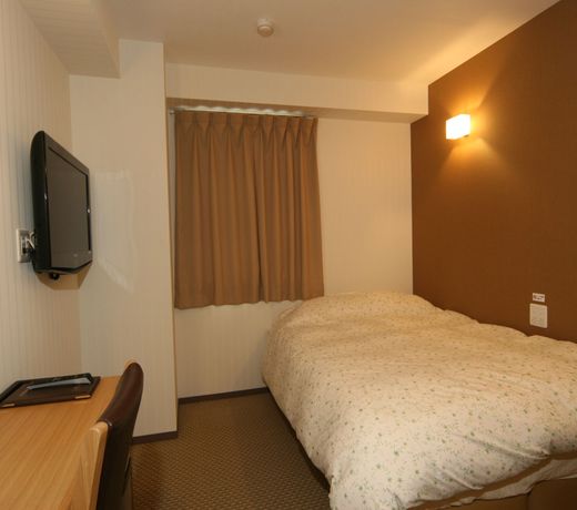 Yokohama Town Hotel