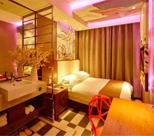 Metropark Holiday Inn (Harbin Central Street)