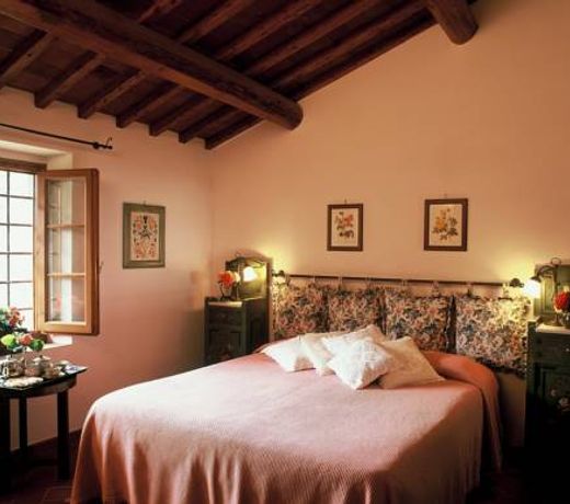 Castello di Cafaggio Borgo