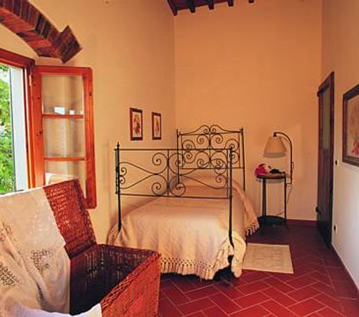 Castello di Cafaggio Borgo