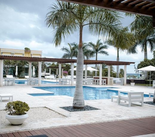 Magia Beachside Condo