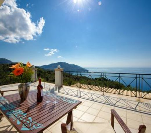 Villa Vardia-Amazing Seaviews with heated pool