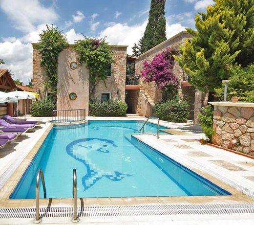Pinarhan Studio Hotel