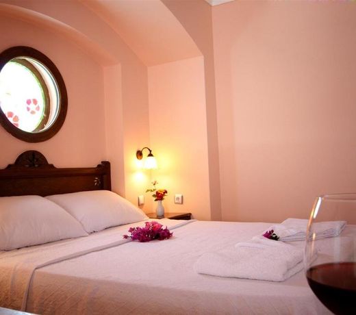 Pinarhan Studio Hotel