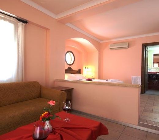 Pinarhan Studio Hotel