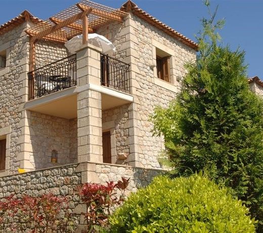 Lithos Stoupa Villas